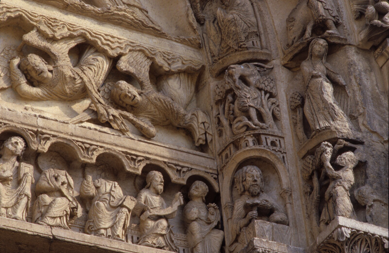 Chartres Cathedral, Ascension portal, archivolts, Capricorn, January, Libra and October Capricorn and Libra, January and October