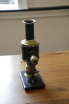 A Different Early Microscope
