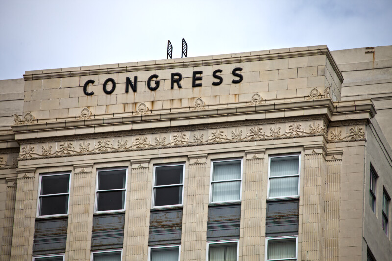 A Frieze Course on the Congress Building