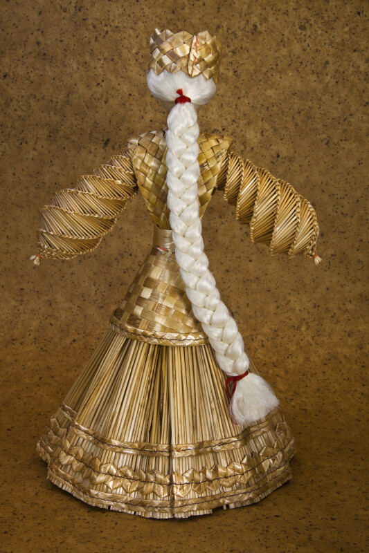Belarus Wheat Doll with Long Fiber Braid (Back View)