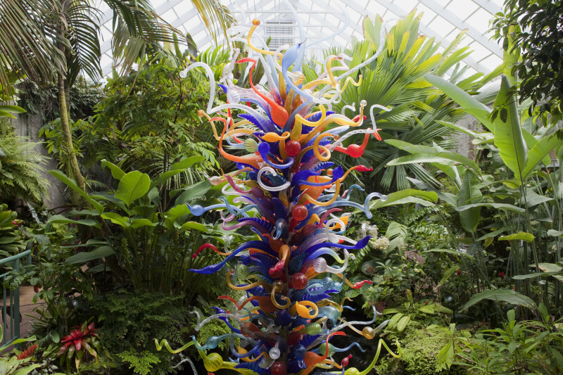 Chihuly Sculpture: End of the Day Tower