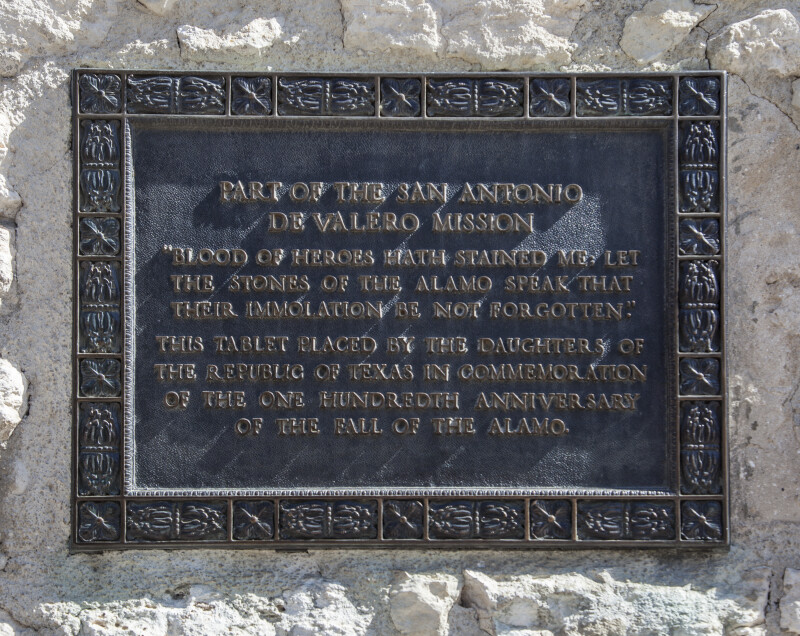 Commemorative Plaque at the San Antonio De Valero Mission