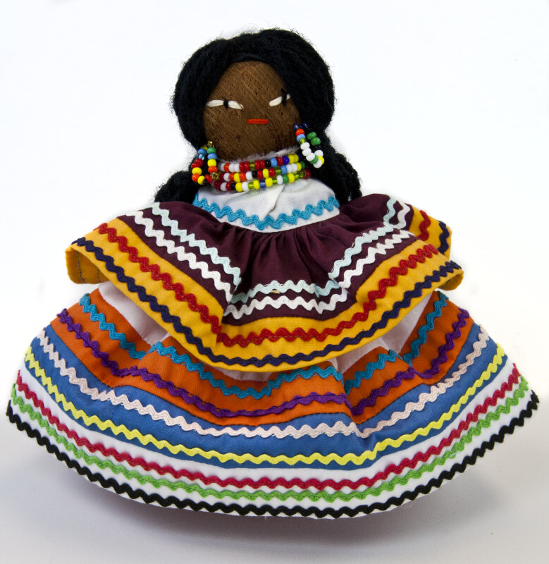 Florida Seminole Woman Doll Made with Native Palmetto Fiber (Full View)