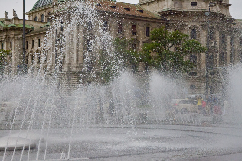 Karl's Plaza Fountain