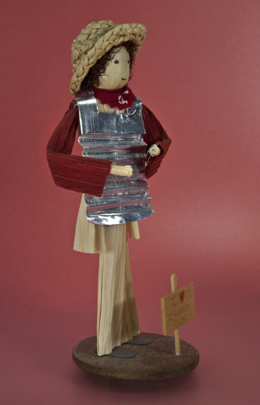 Louisiana Male Cajun Musician Doll Made from Corn Husks and Wearing a Straw Hat (Three Quarter View)