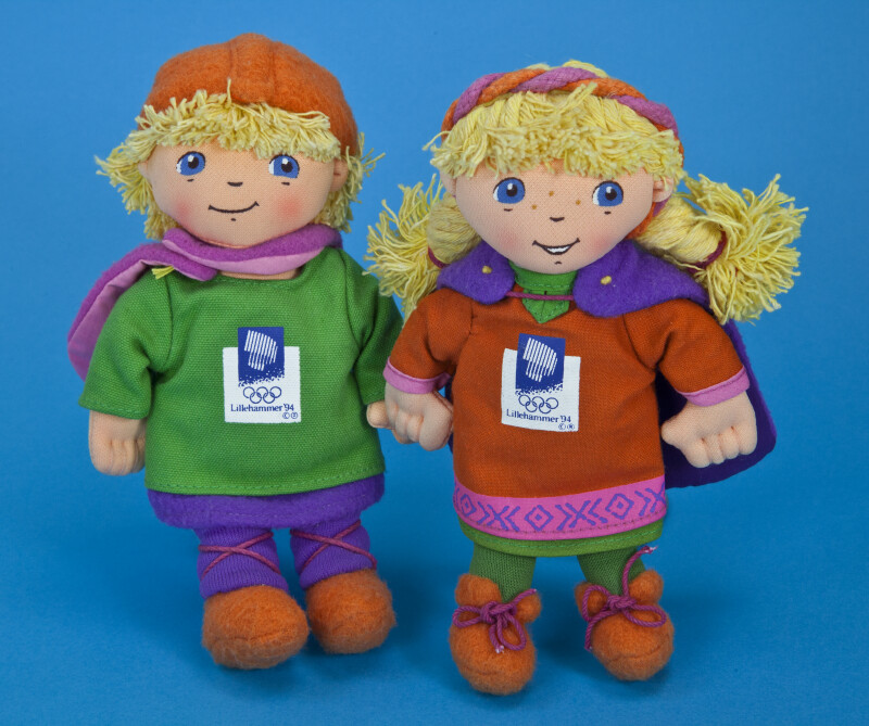 Norway Boy and Girl Mascot Dolls for the 17th Winter Olympics in Lillehammer (Full View)