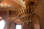 Pillars Inside Diwan-i-khas