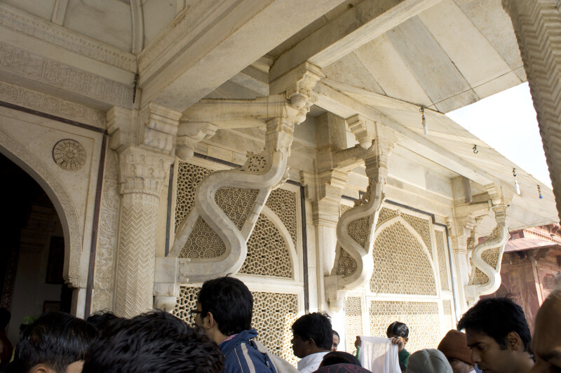 The Details of the tomb of Salim Chishti