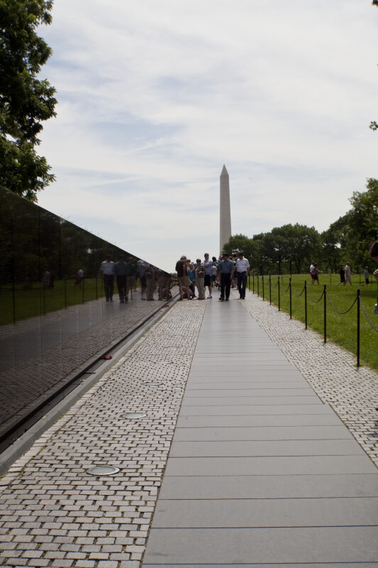 Tourists at Vietnam Veterans Memorial