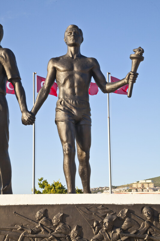 Young Male Representation on the Kusadasi Peace Monument of Atatürk and Youth